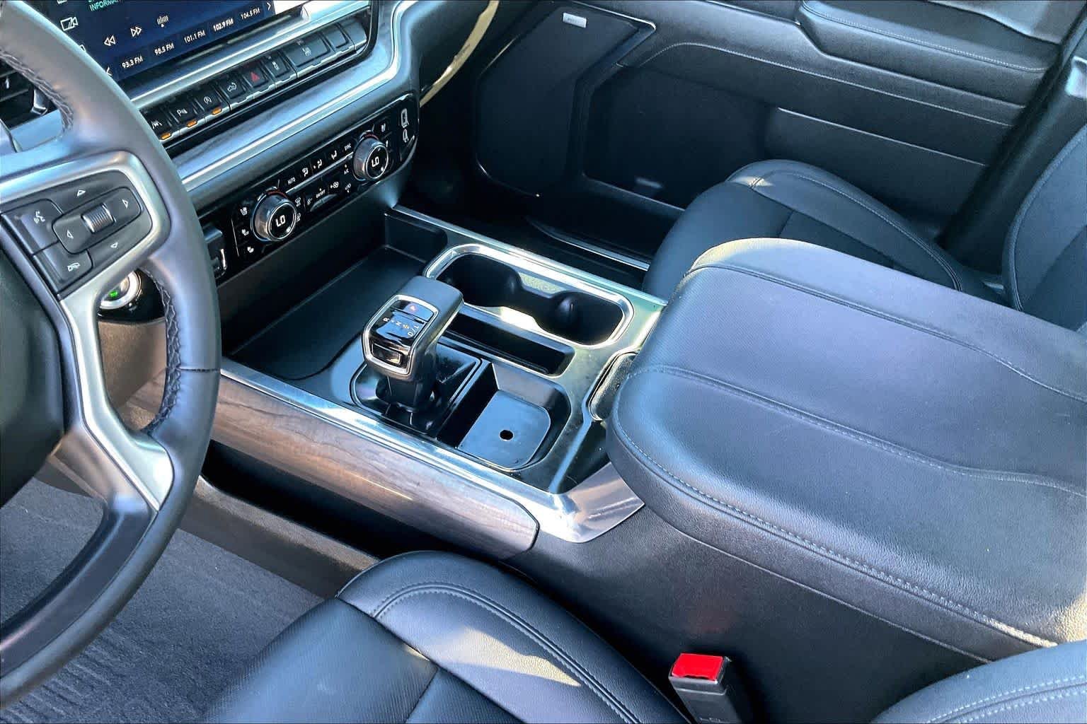 2024 Chevrolet Silverado 1500 LTZ - Photo 16