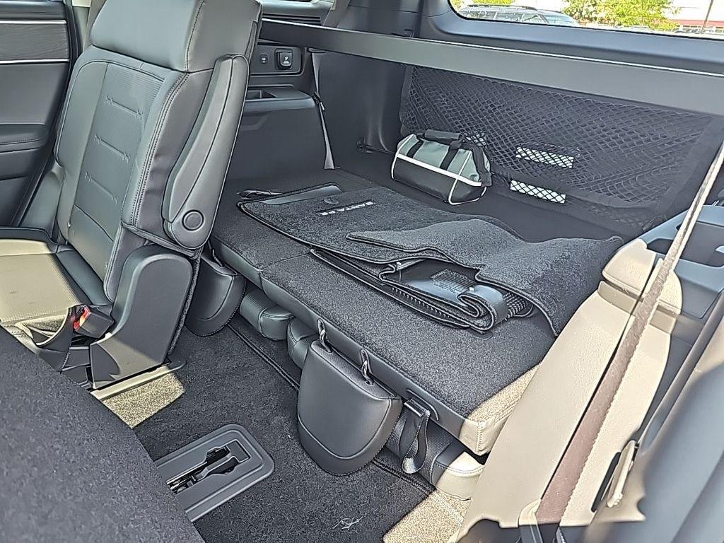 2026 Hyundai Santa Fe Limited - Photo 36