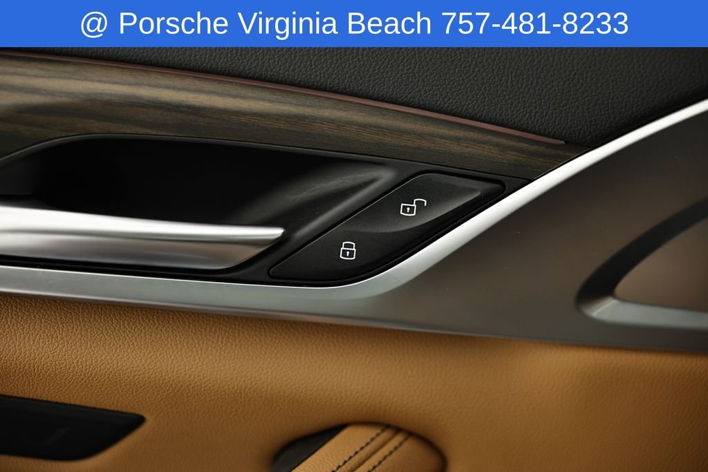 Used 2023 Gray BMW 540i xDrive image 17