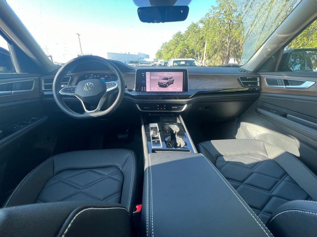 New 2026 Black Volkswagen SE w/Technology image 10