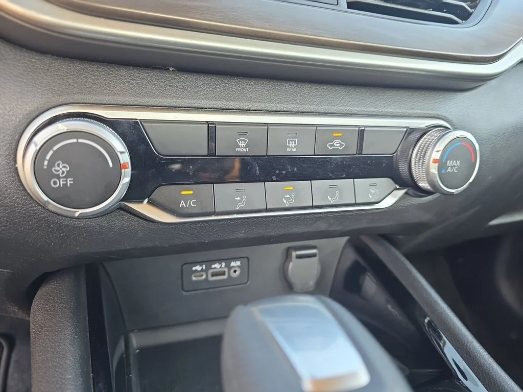 Used 2024  Nissan 2.5 SV image 23