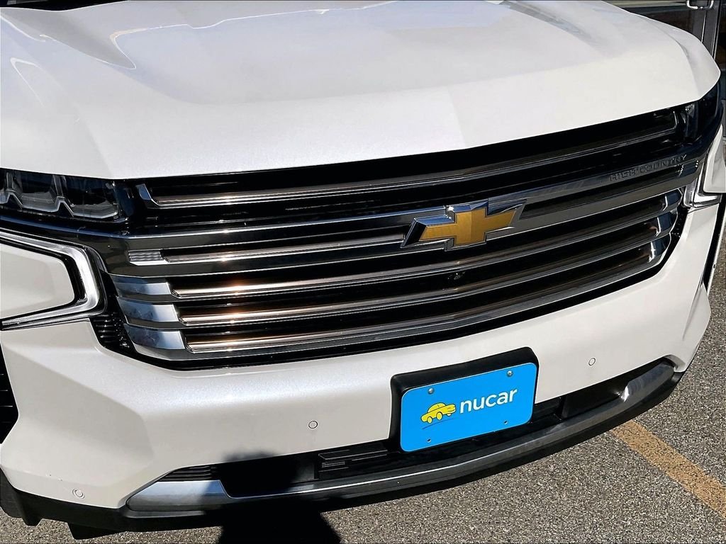 Used 2023 Beige Chevrolet High Country image 33