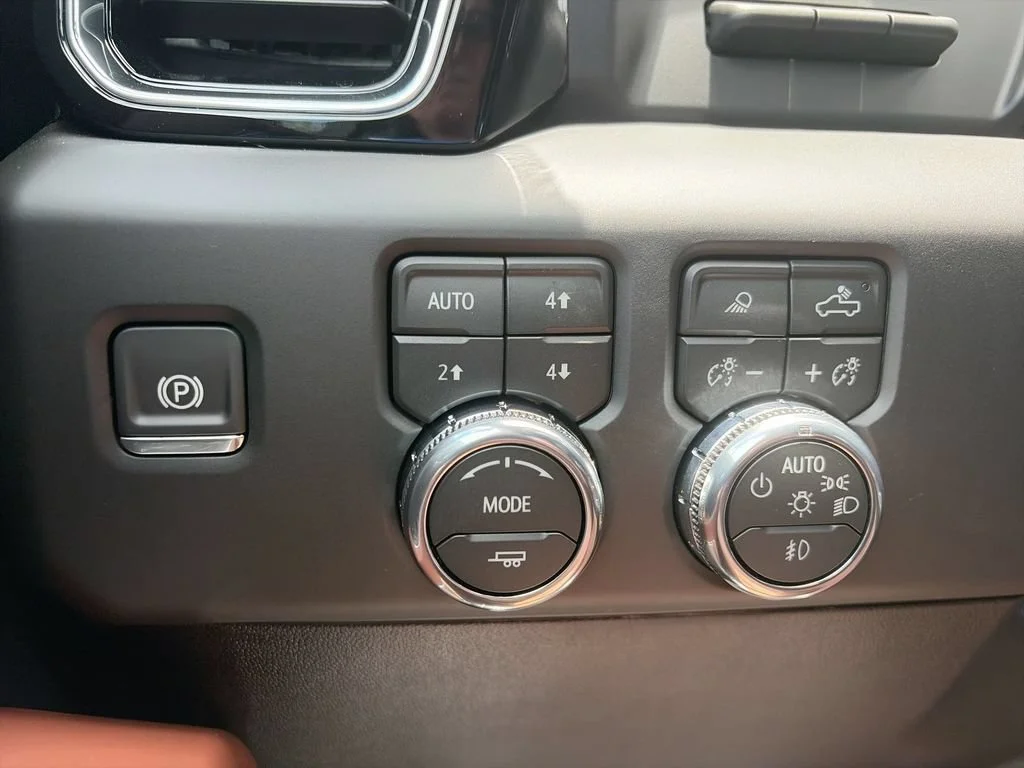 New 2026 Glacier White Tricoat GMC Denali Ultimate image 26