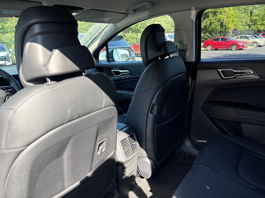 New 2026 Gravity Gray Kia EX image 23