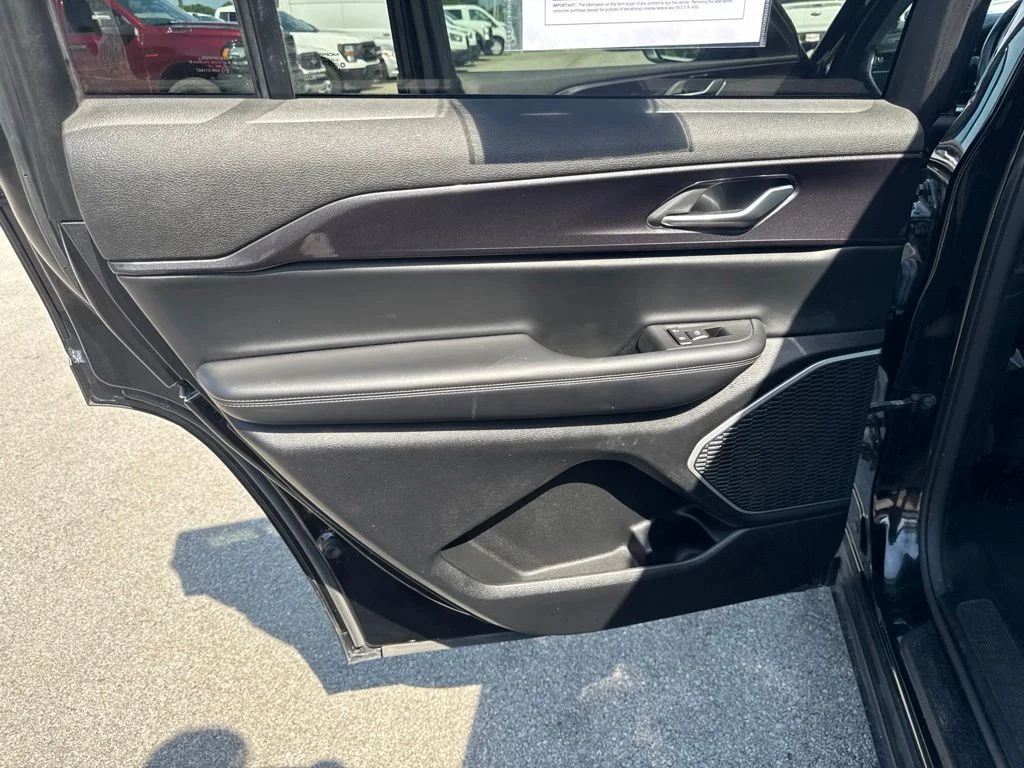 Certified Used 2021 Black Jeep Laredo image 34