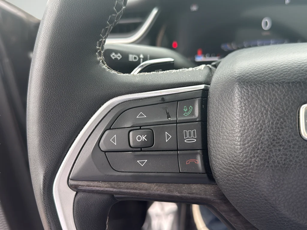 Used 2023 Black Jeep Limited image 9