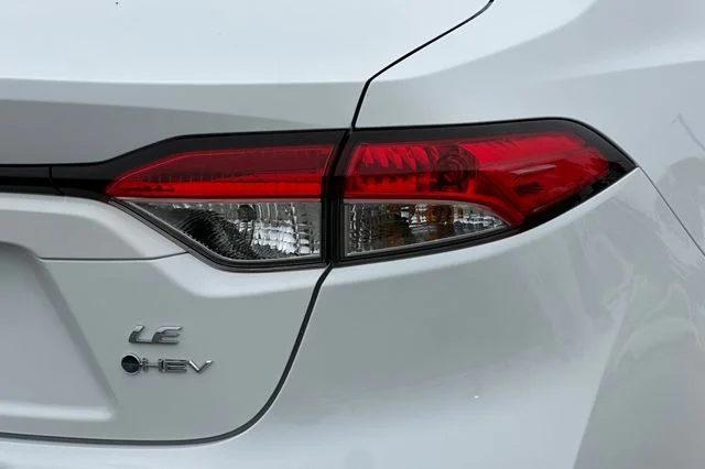 Used 2026 White Toyota LE image 33