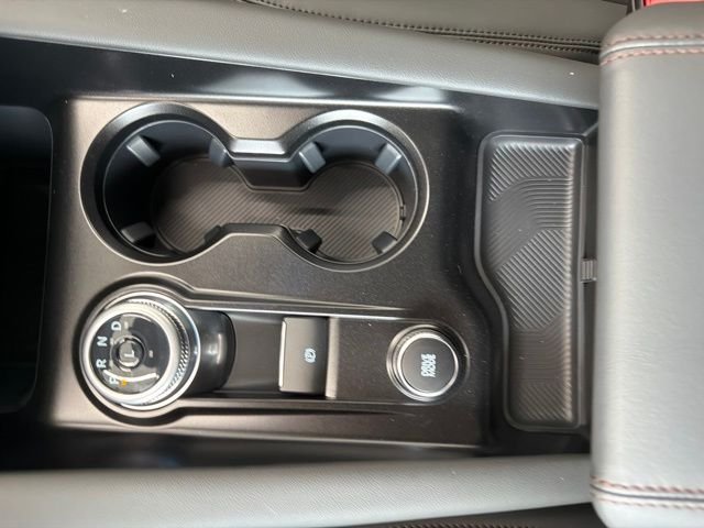 New 2026 Star White Metallic Tri-Coat Ford Active image 38