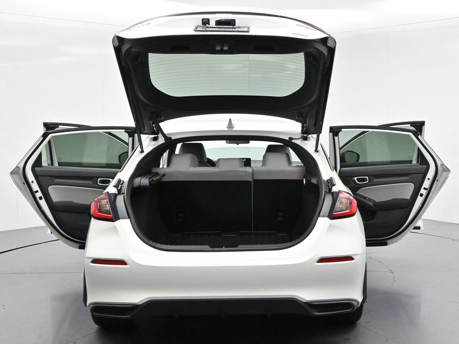 Used 2025 Platinum White Pearl Honda Sport image 39
