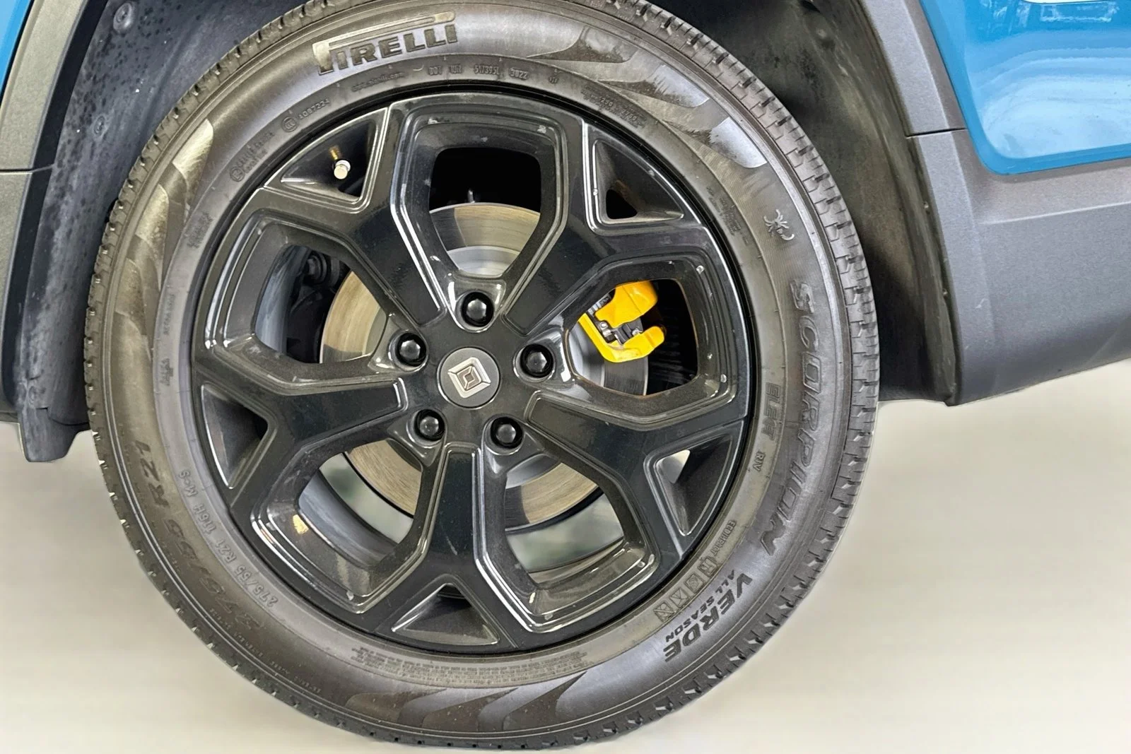 Used 2022 Rivian Blue Rivian Adventure Package image 25