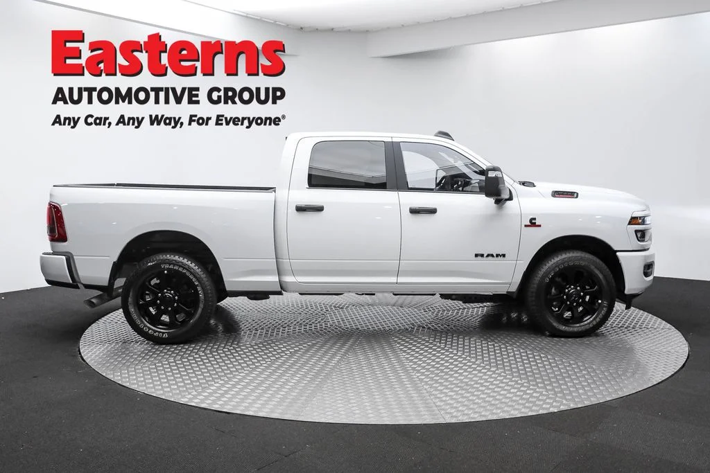 Used 2025 White Ram Big Horn image 4