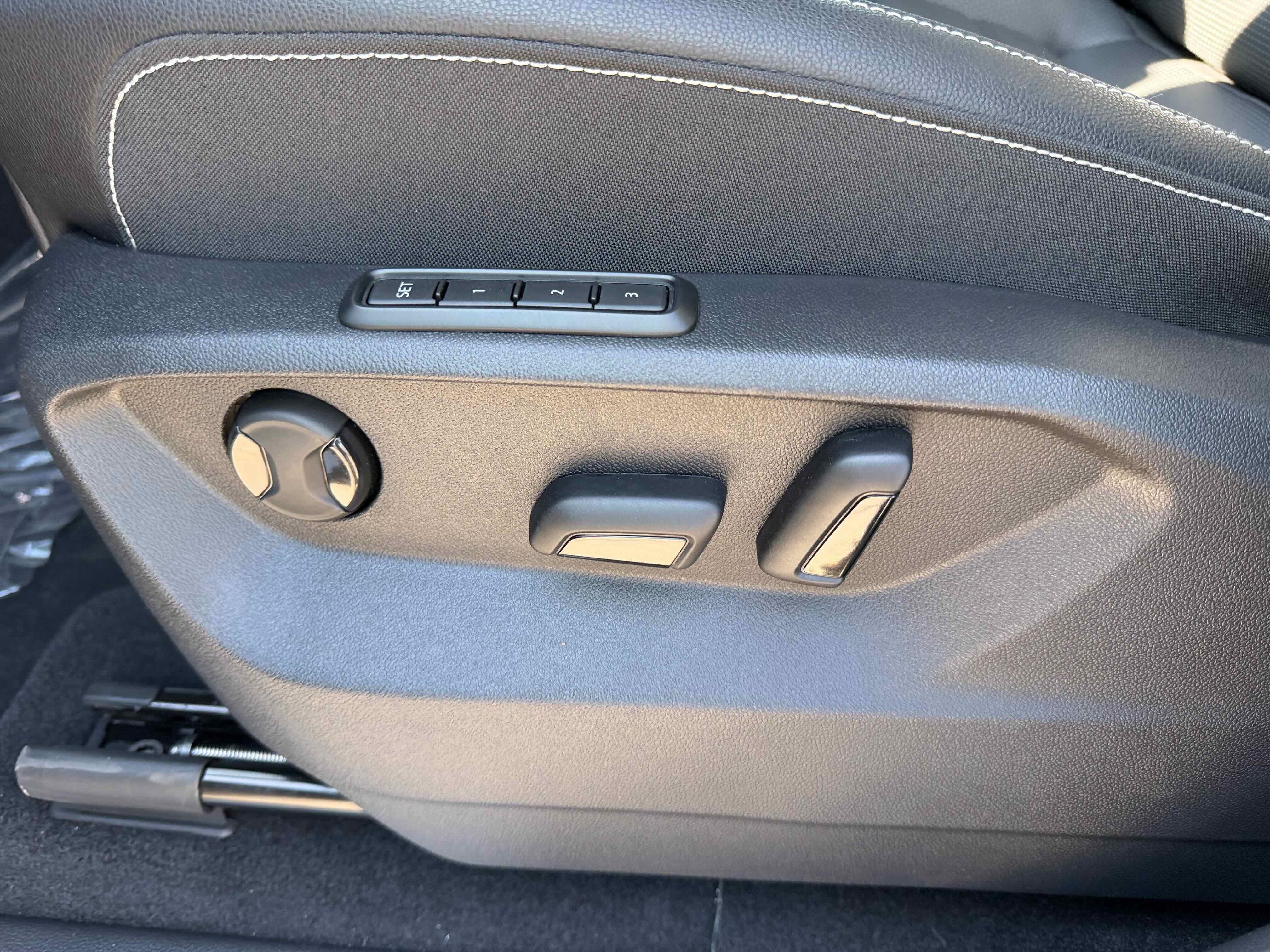 New 2026 Gray Volkswagen 2.0T SEL image 15