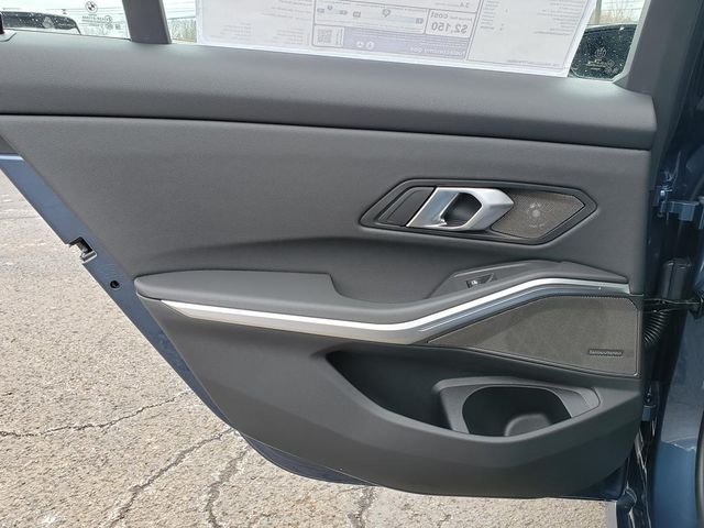 New 2026 Arctic Race Blue metallic BMW 330i xDrive image 15