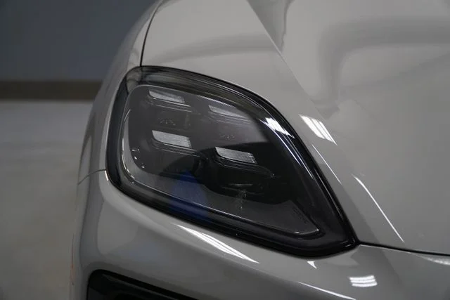 2026 Porsche Cayenne S - Photo 15