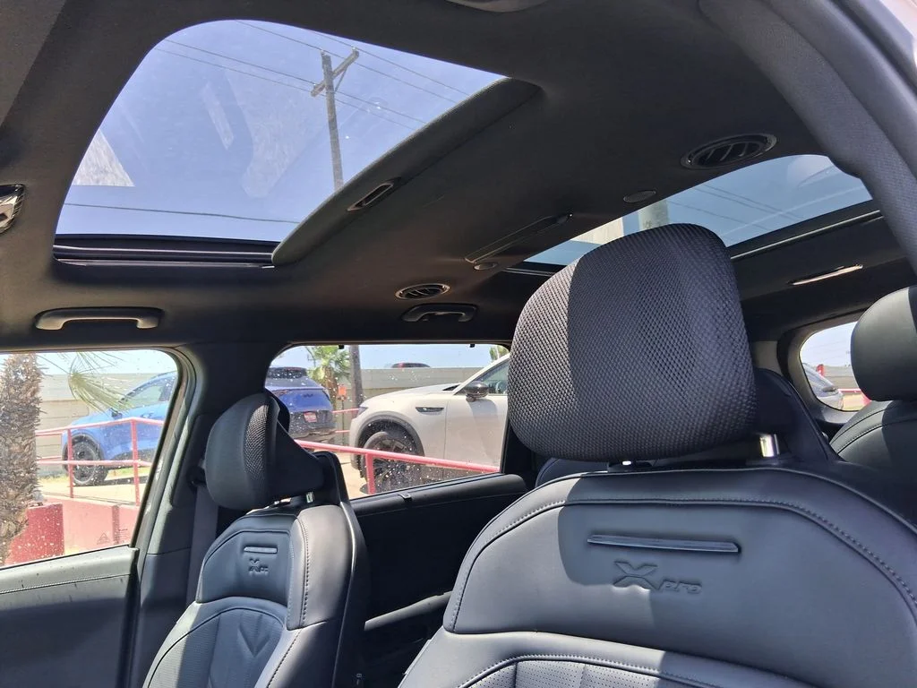 New 2027 Brown Kia X-Pro SX image 12