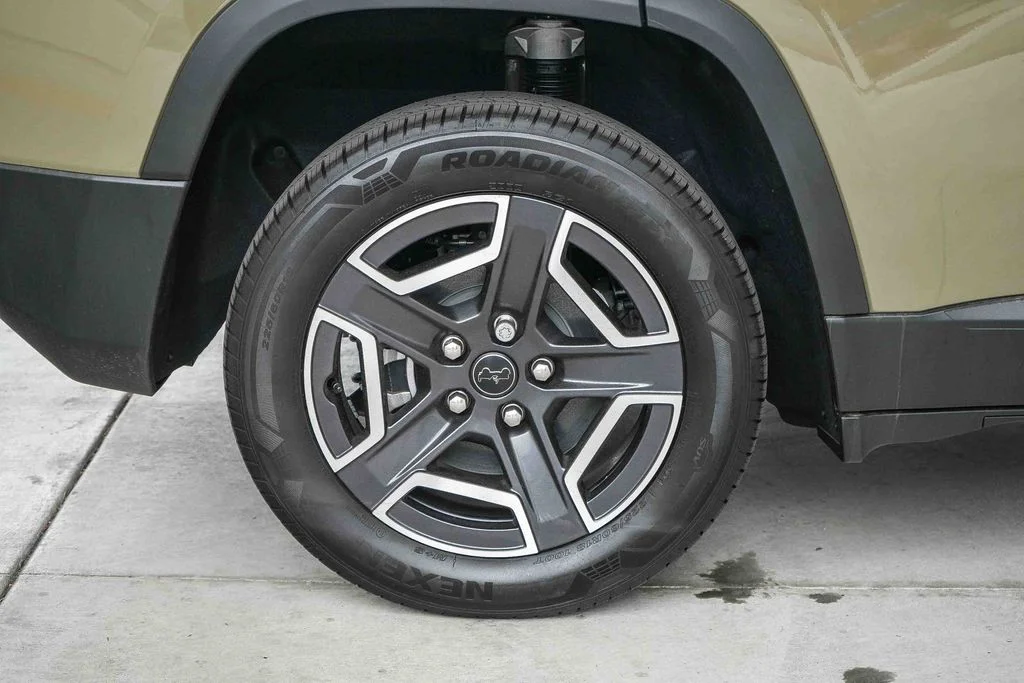New 2026 41 Jeep Laredo image 11