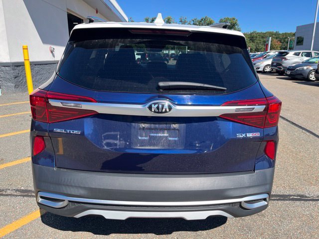 Used 2021 Dark Ocean Blue/White Roof Kia SX image 4