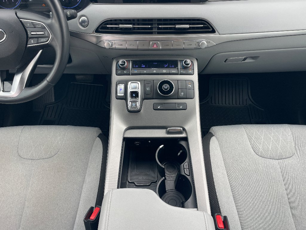 Used 2021 Moonlight Cloud Hyundai SEL image 9