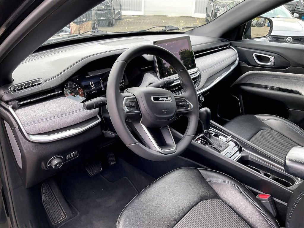 Used 2024 Black Jeep Latitude image 8