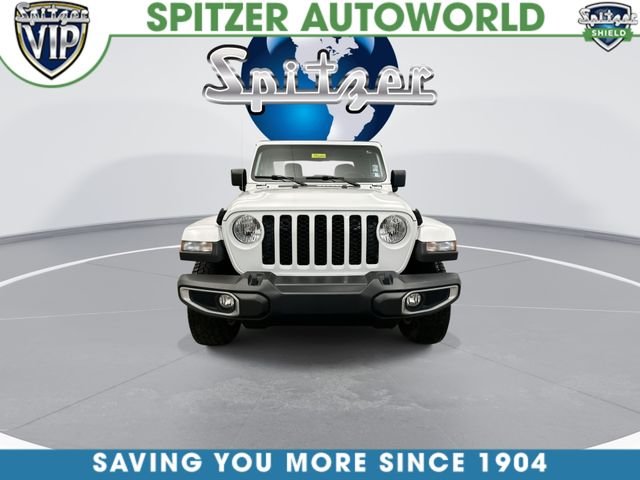 Used 2022 White Jeep Sport image 3