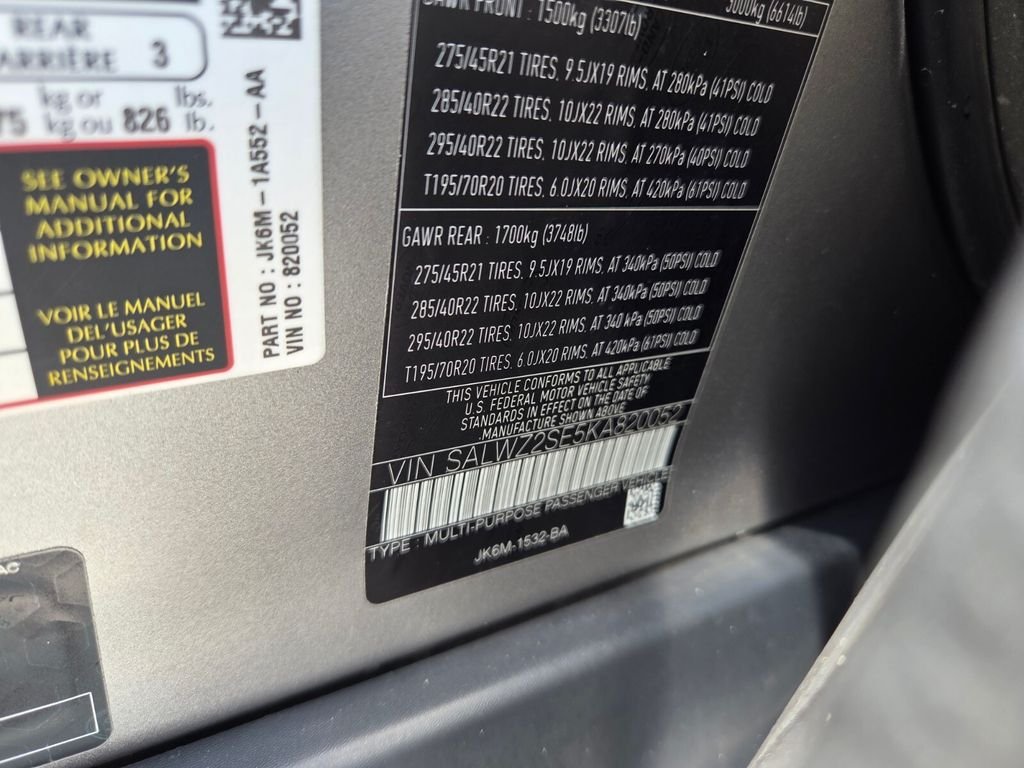 Used 2019 Gray Land Rover SVR image 20