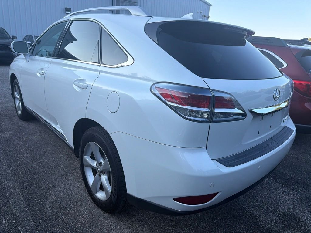 Used 2015  Lexus 350 image 2