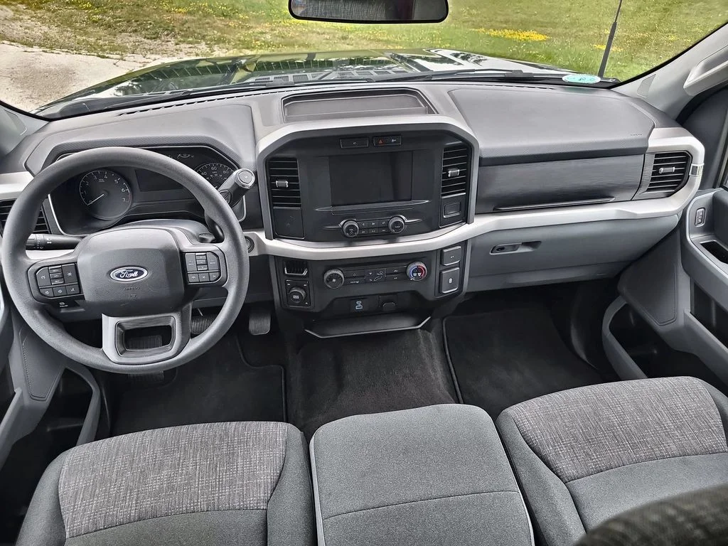 Used 2023 Blue Ford XLT image 21