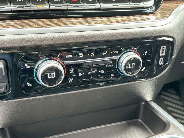 Used 2024 Onyx Black GMC Elevation image 19