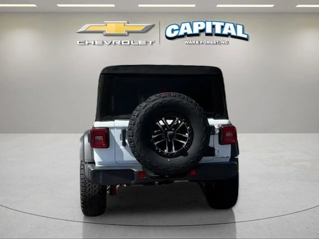 Used 2024 White Jeep 4-Door Rubicon 4x4 image 4