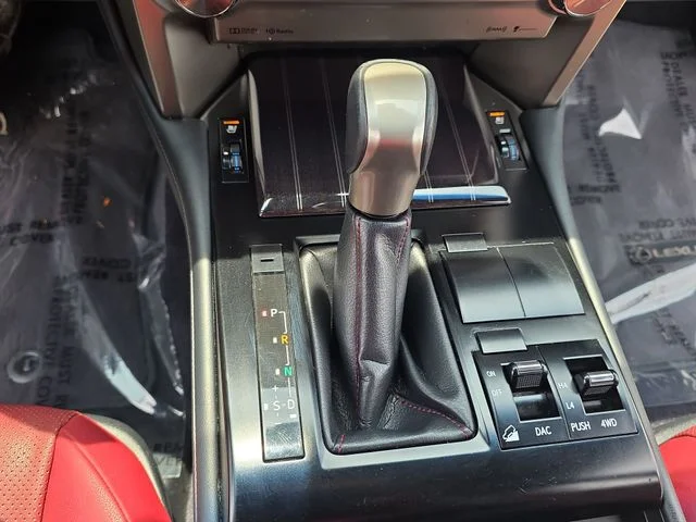 Used 2021  Lexus 460 image 27