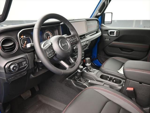 New 2026 Hydro Blue Pearl-Coat Exterior Paint Jeep Rubicon image 18