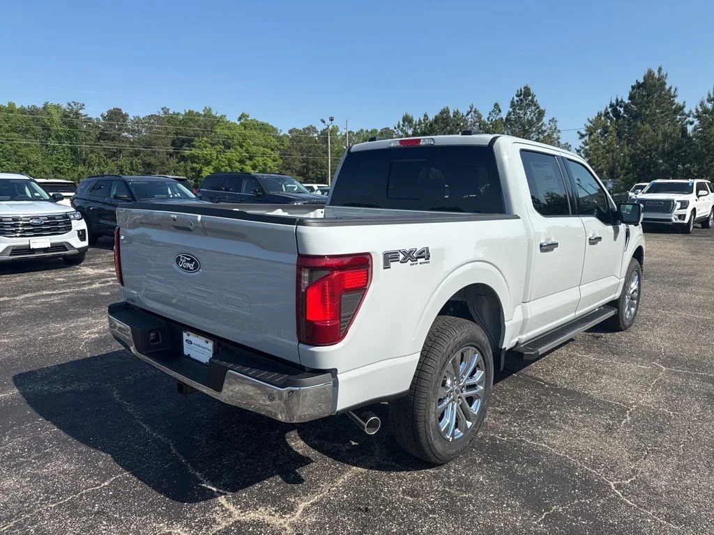 New 2026 Avalanche Ford XLT image 23