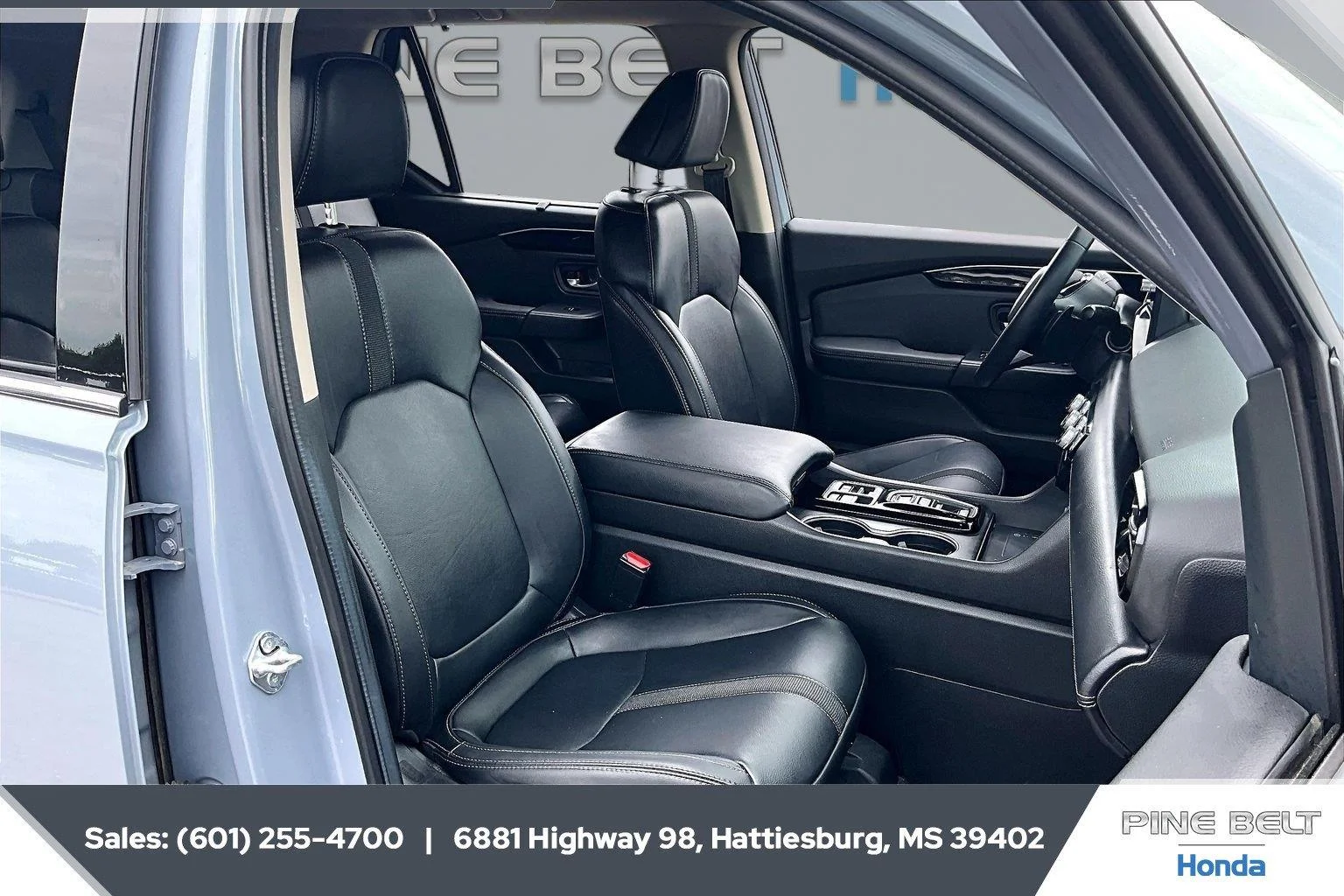 Used 2024 Sonic Gray Pearl Honda Touring image 6
