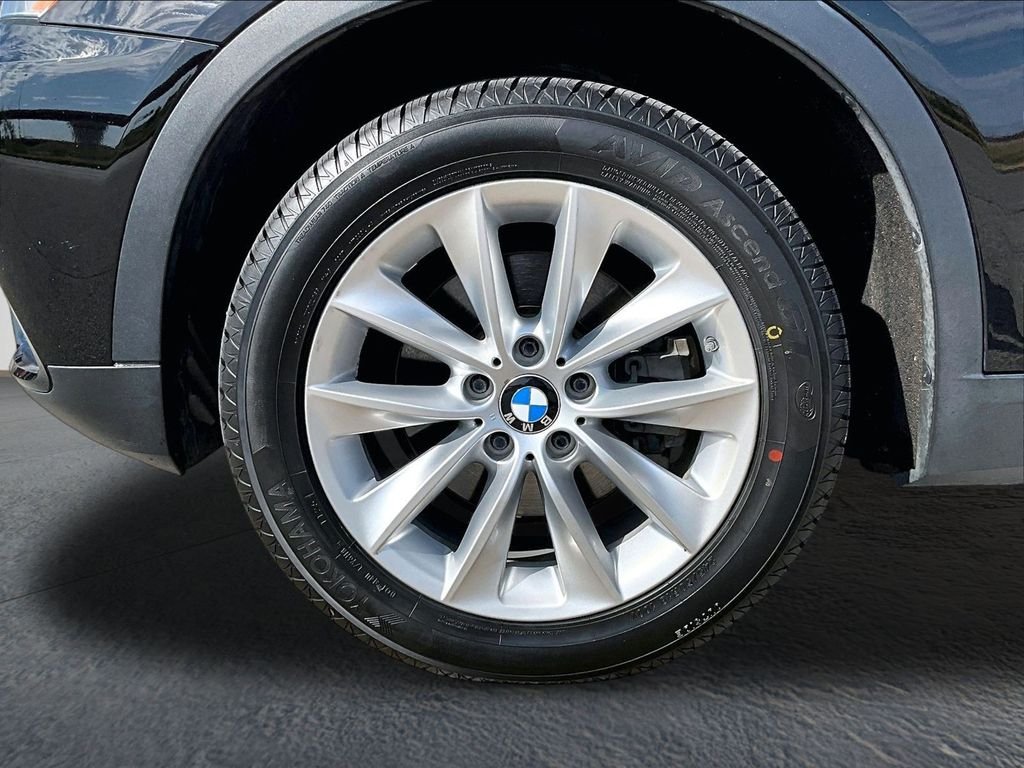 Used 2014 Black BMW xDrive28i image 11