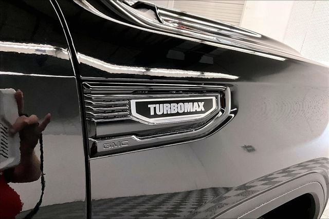 Used 2026 Onyx Black GMC Elevation image 10