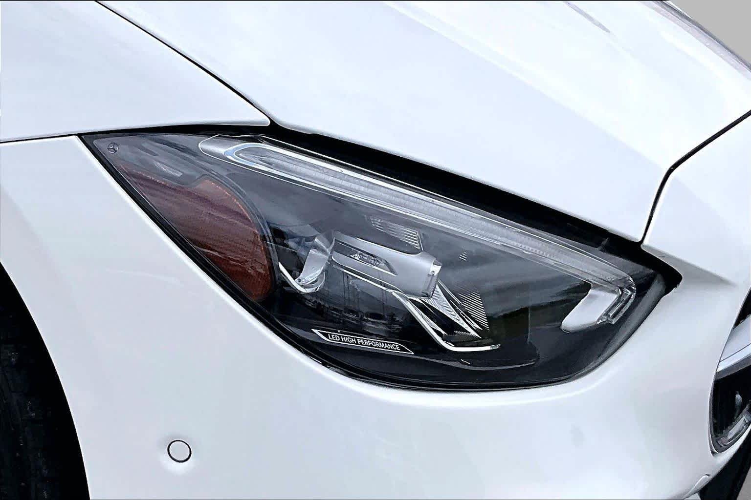 Used 2024 Polar White Mercedes-Benz C 300 image 27