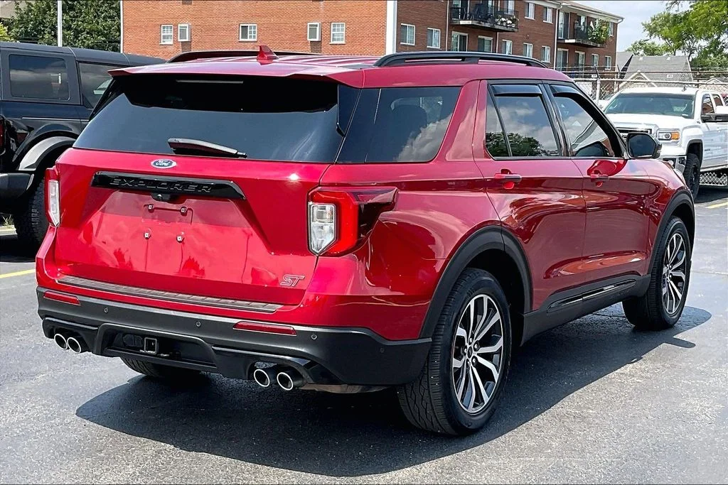 Used 2020 Red Ford ST image 12