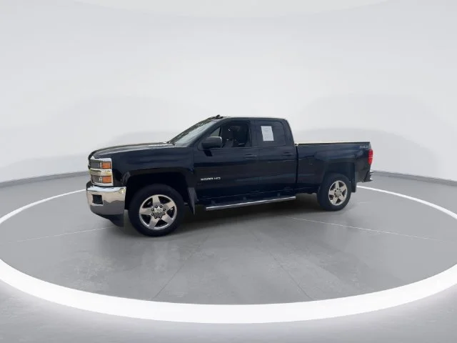 Used 2015 Black Chevrolet LT image 6