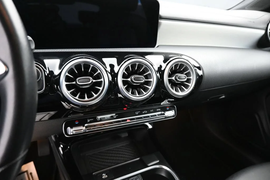 Used 2025 White Mercedes-Benz CLA 250 image 13