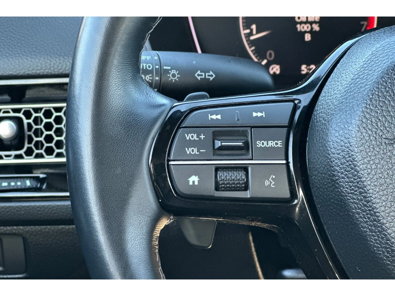 Used 2025 Meteorite Gray Metallic Honda Sport image 35