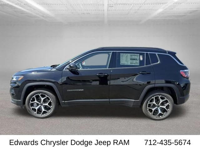 New 2026 Black Jeep Latitude image 5