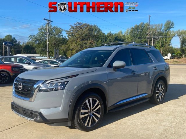 2022 Nissan Pathfinder