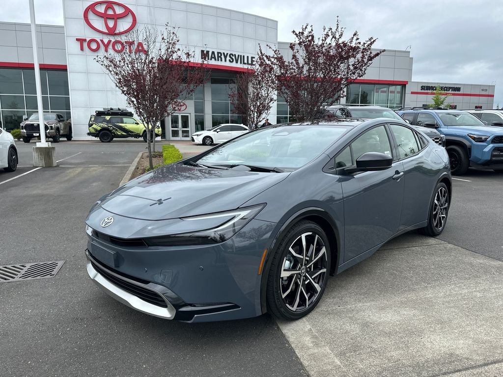 2026 Toyota Prius XSE's photo
