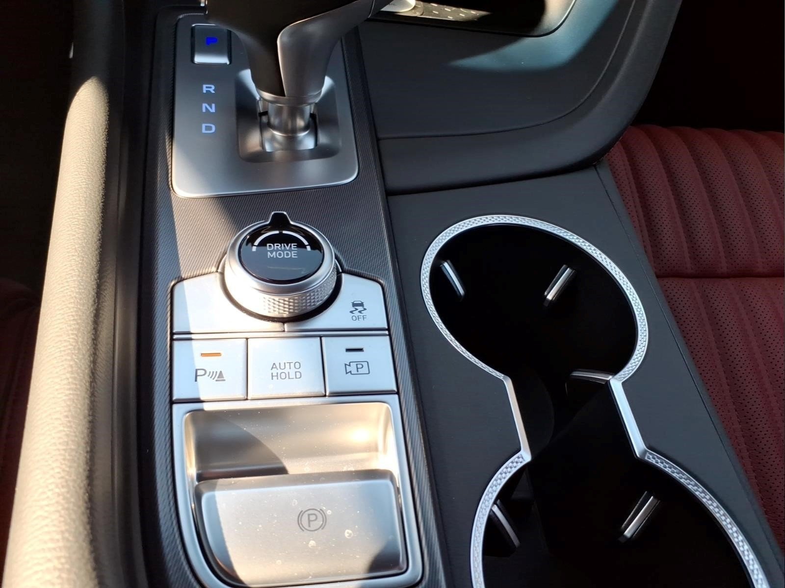 New 2027 Silver Genesis 2.5T Sport Prestige image 25