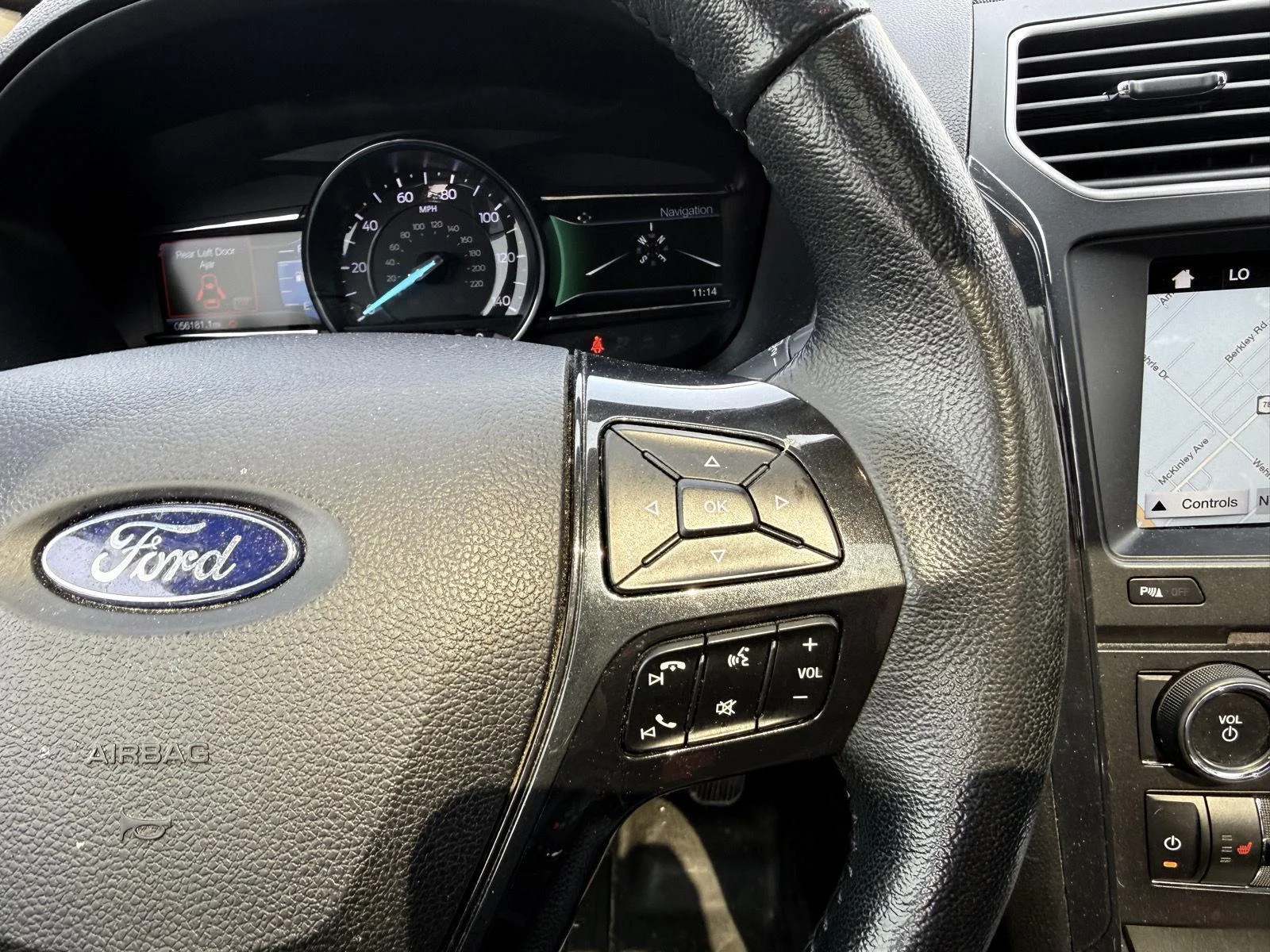 Used 2018 Ruby Red Metallic Tinted Clearcoat Ford XLT image 14