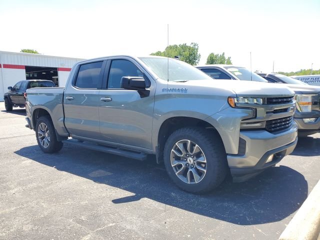 Used 2019 Gray Chevrolet RST image 1