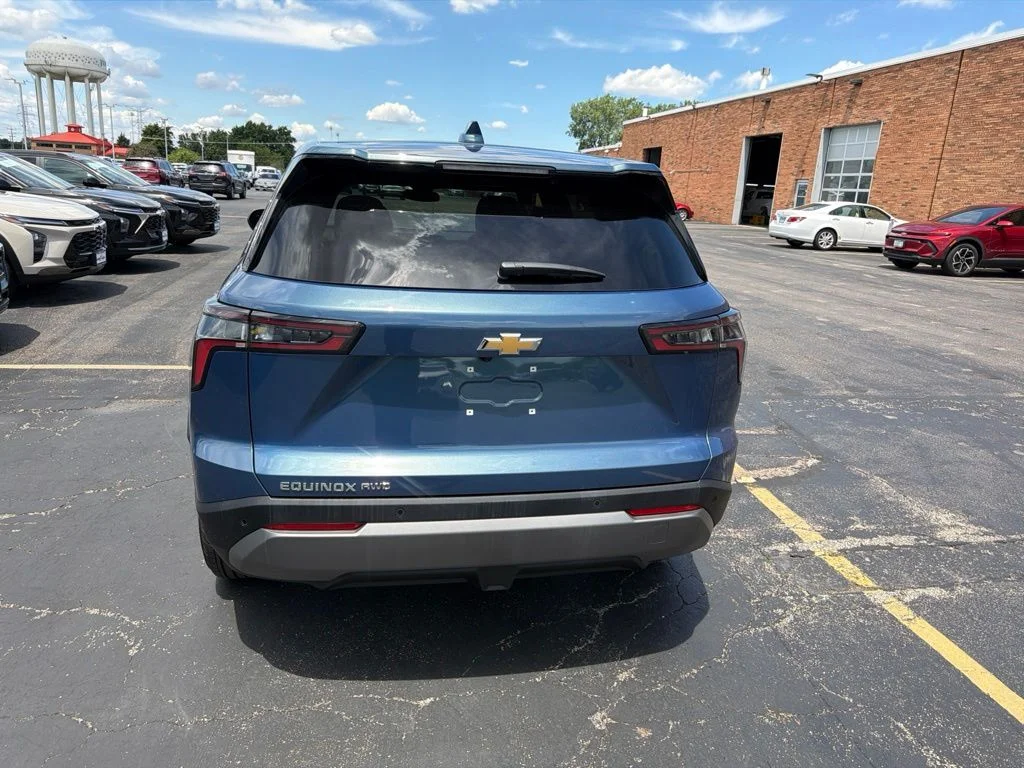 Used 2026 Blue Chevrolet LT image 3