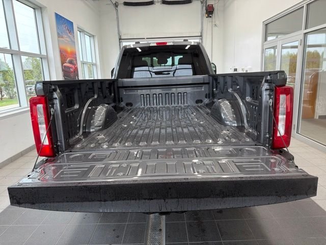 New 2027 Carbonized Gray Metallic Ford F-250® XLT image 13