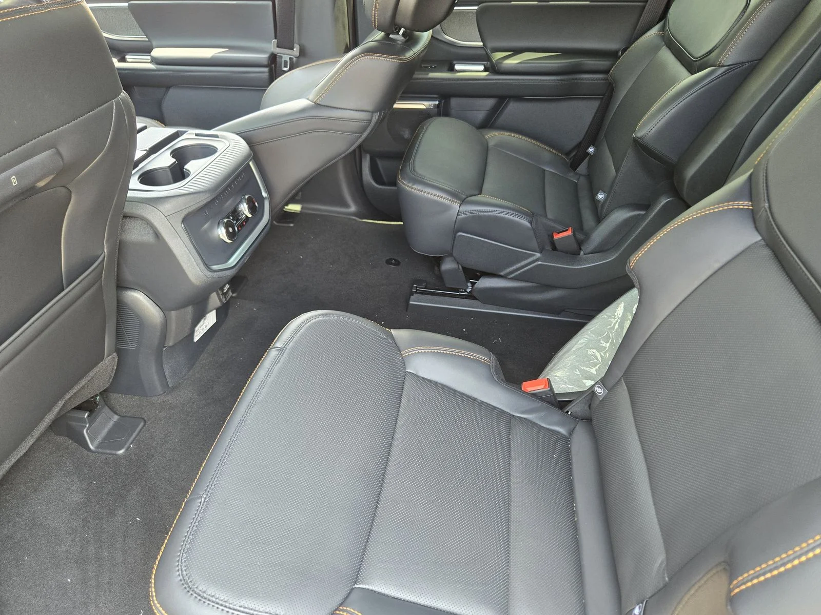 New 2026 Glacier Gray Metallic Tri-Coat Ford Tremor® image 18