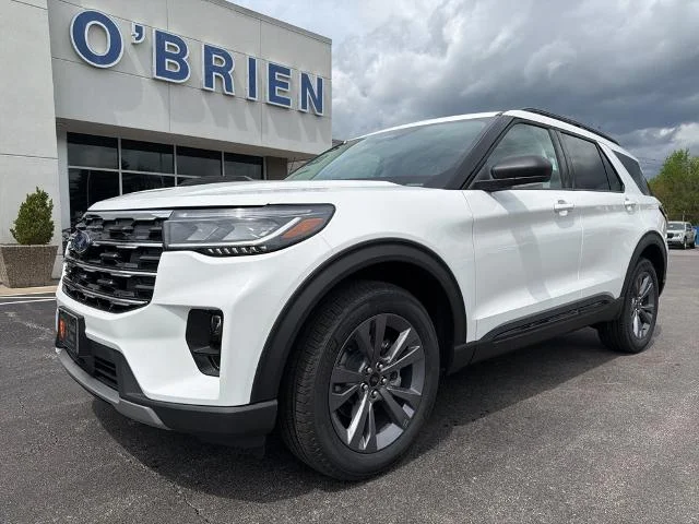 New 2026 Star White Metallic Tri-Coat Ford Active image 26